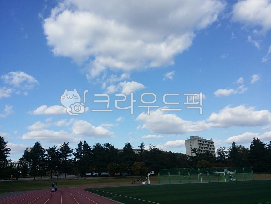 sky,cloud,school playground,weather,Playground