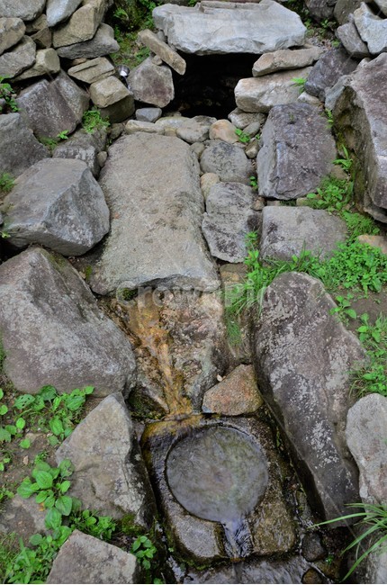 금강발원지,뜬봉샘,명소,신무산,수분리,물뿌랭이마을,자연,풍경,nature,landscape,slate,슬레이트,rubble,파편