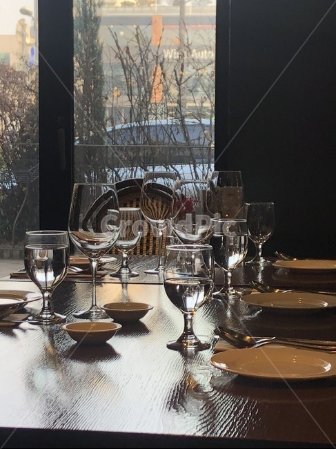 압구정,레스토랑,맛집,와인잔,데이트,분위기,restaurant