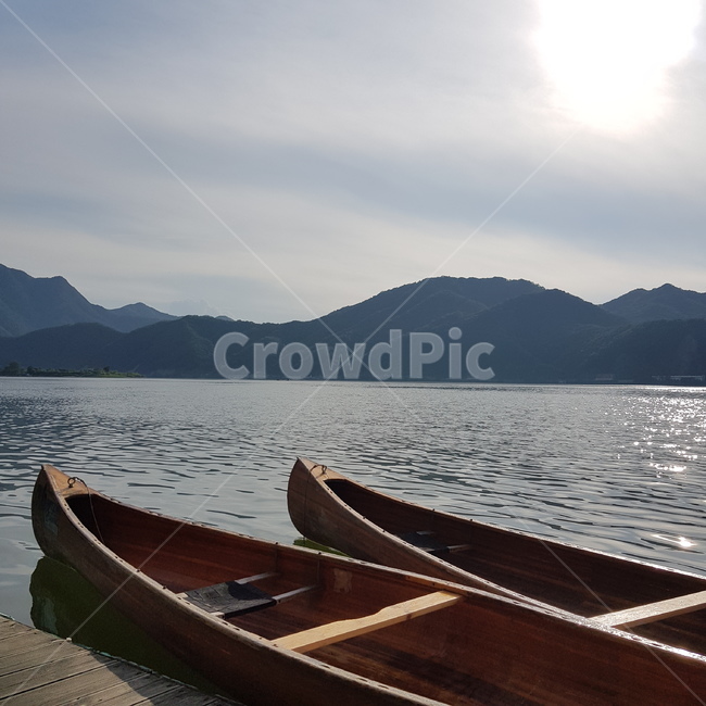 카약,카누,강,고즈넉한,보트,boat,canoe,나룻배,자연,풍경,nature,landscape,transportation,교통,rowboat,노 젓는 배,vehicle,차량