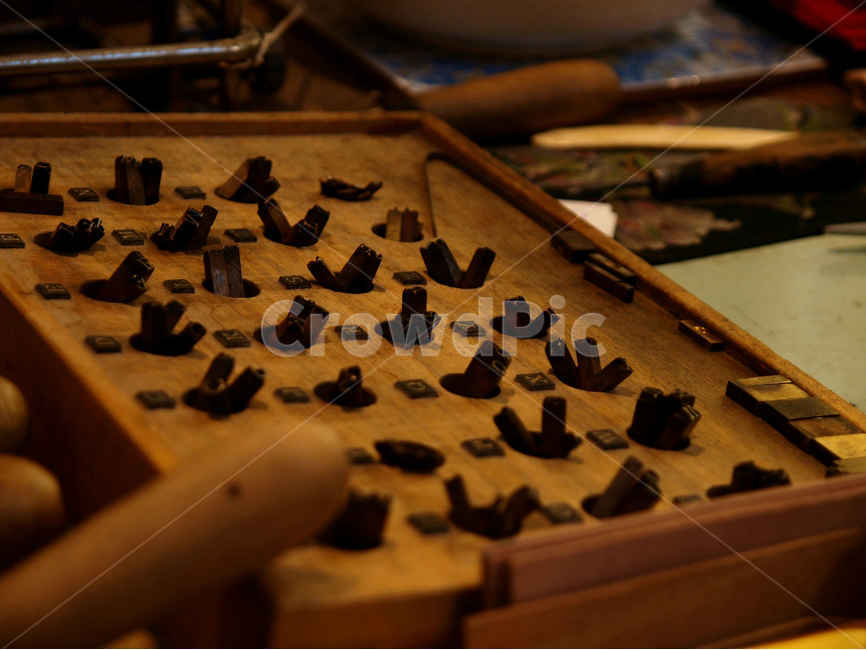 이니셜,유럽,장인,낙관,도구,풍경,일상,사물,물건,오브젝트,thing,object,matter