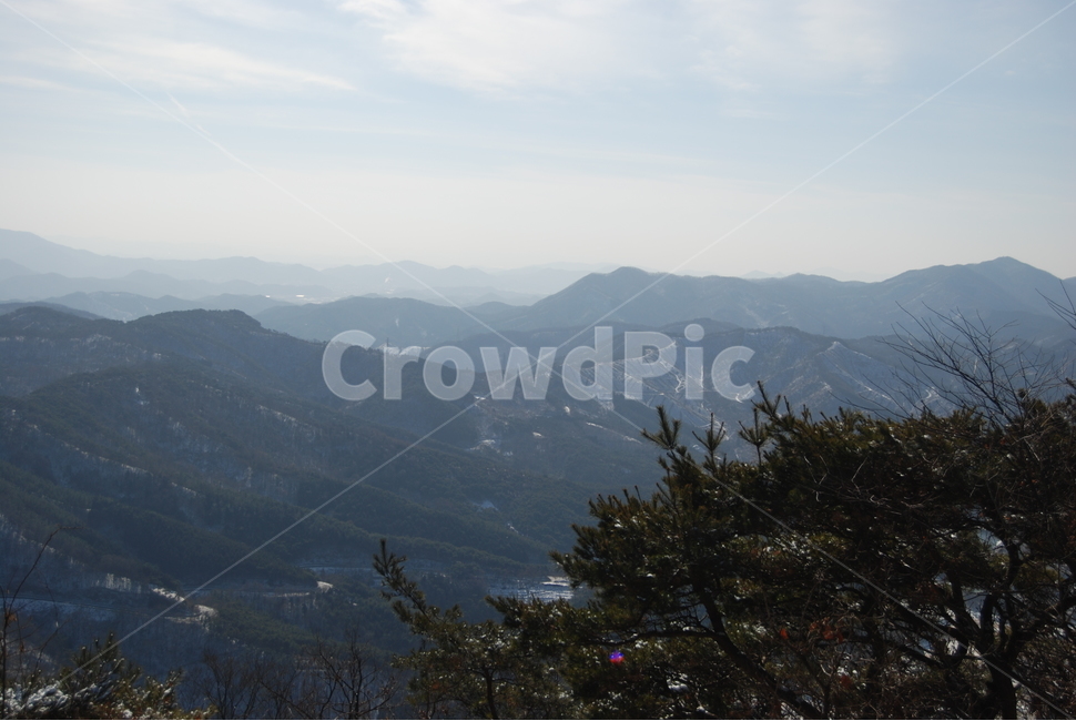 방장산,자연휴양림,휴식,수채화같은,자연의위대함,등산로,능선,아름다움,신비스런산,돌,산행,힐링,자연,감성,등산,계절,여행,한국,한국명산,한국등산,풍경,눈,나무,하늘,바람,바람소리,환경,생태계,산,땅,겨울,계절,winter,season,자연,풍경,nature,landscape,한국자연풍경,한국자연경관,korea nature landscape,slope,경사,outdoors,옥외,tree,plant,식물