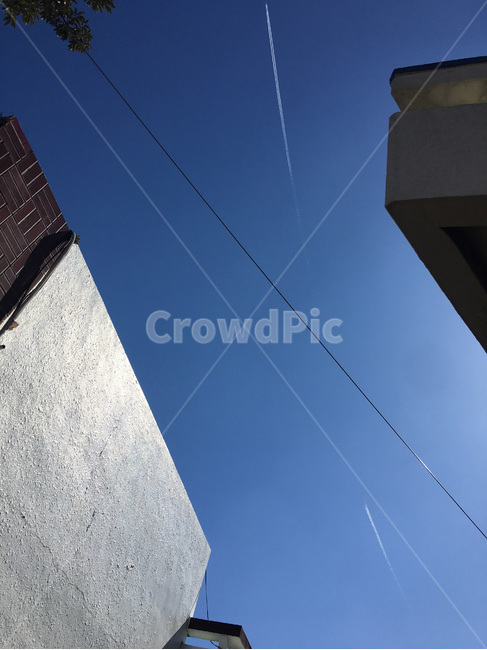 건물,하늘,전기선,라인,경치,building,sky,blue,electricline,view