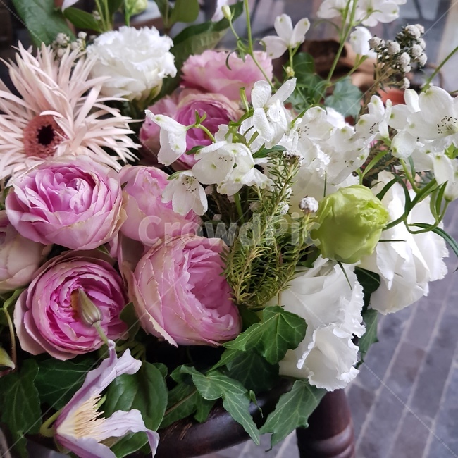 flowerarrangement,flowerbouquet,flower,flowerwreath,frenchstyle,florist,꽃,꽃꽂이,플라워리스,꽃장식,꽃리스,프렌치부케,프렌치스타일