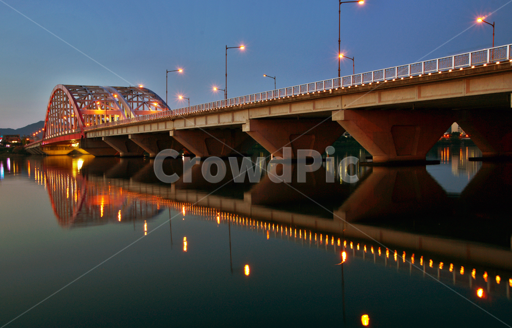 소양2교,소양강,야경,춘천,다리,불빛,조명,반영,building,건물,bridge