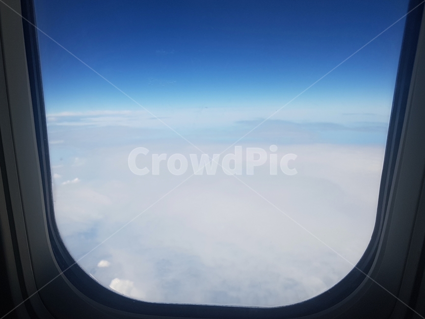 window,창문,비행기,하늘,구름,비행기창문,구름위