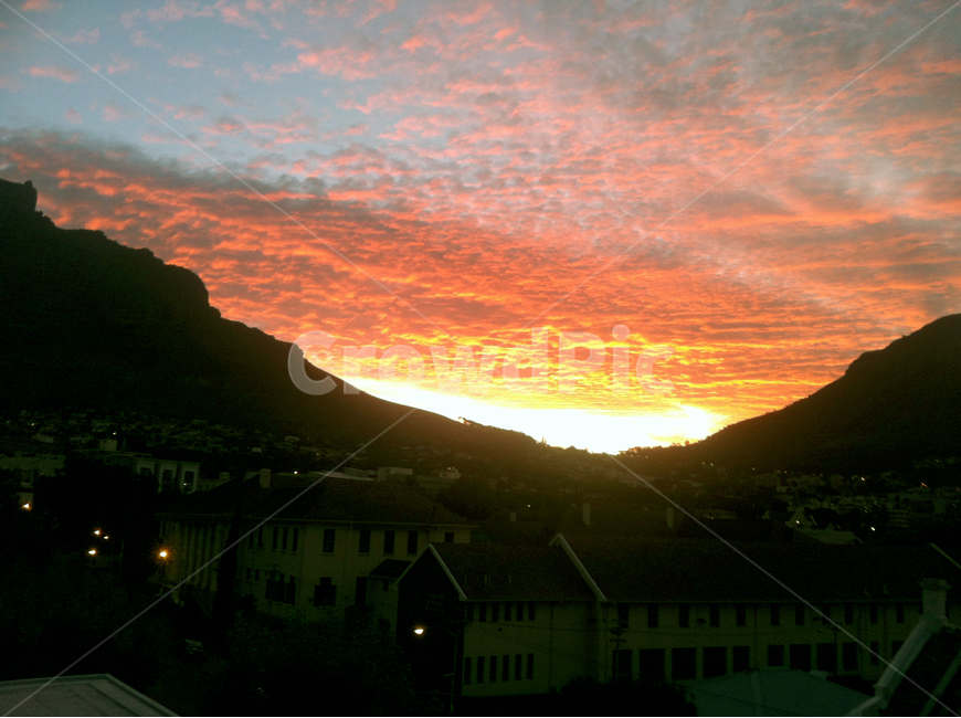 노을,하늘,산,붉은,해,sunset,sky,mountain,red,도시,풍경,city,landscape,해외,외국,세계,foreign,oversea,world,세계도시풍경,해외도시풍경,외국도시풍경,world cityscape,nature,자연,outdoors,옥외,sunlight,햇빛,flare,플레어,light,빛,dusk,황혼,red sky,붉은 하늘,dawn,새벽,일몰