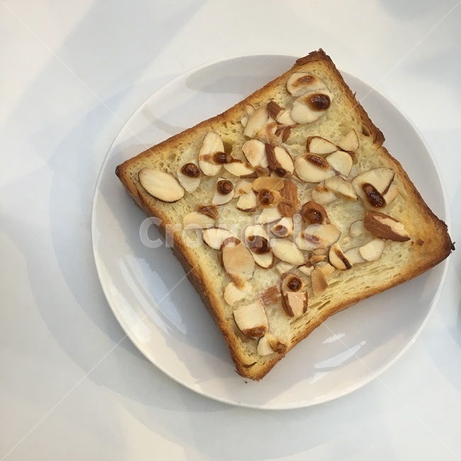 빵,식빵,토스트,아몬드,브레드,bread,bakery,toast,음식,식재료,요리,food,cook,meal,dishes,food reserves,빵,bread