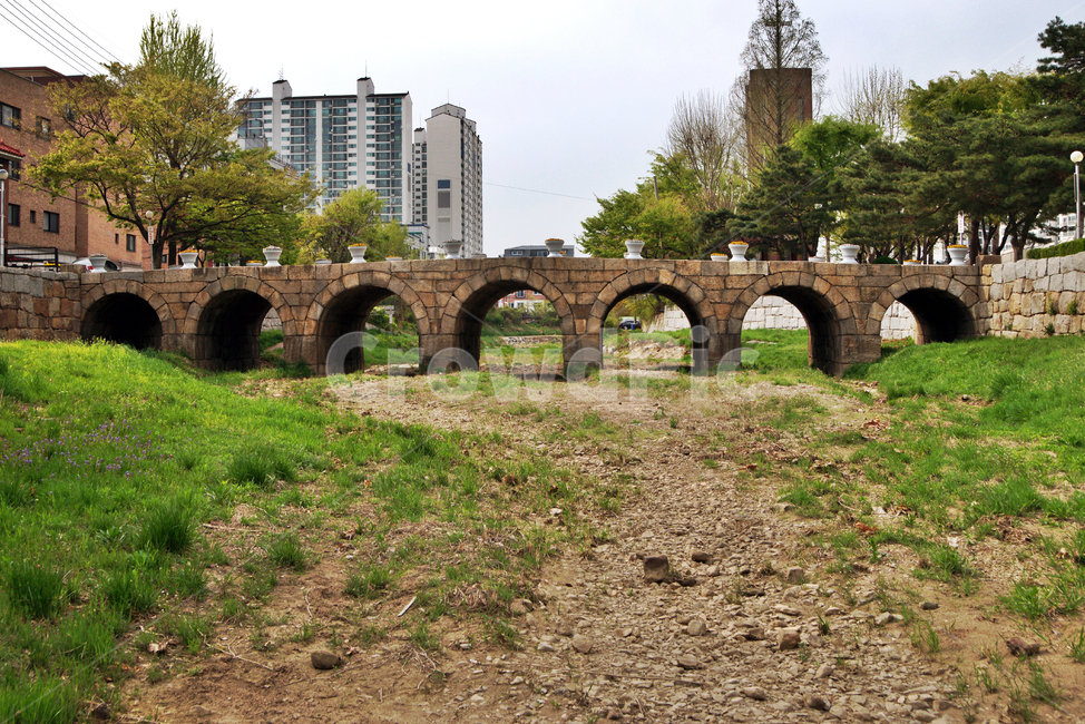만안교,안양,돌다리,조선시대,1795년,정조,석교,능행길,무지개돌다리,유형문화재,building,건물