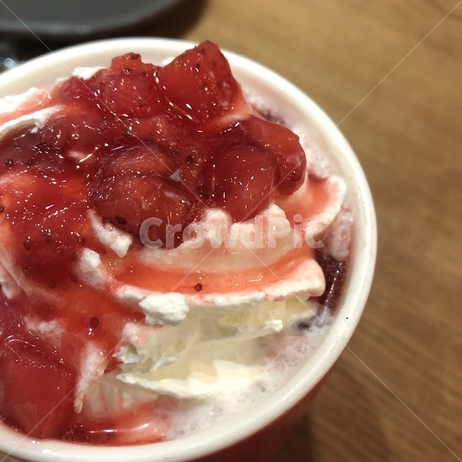 딸기,크림,strawberry,음료수,마실것