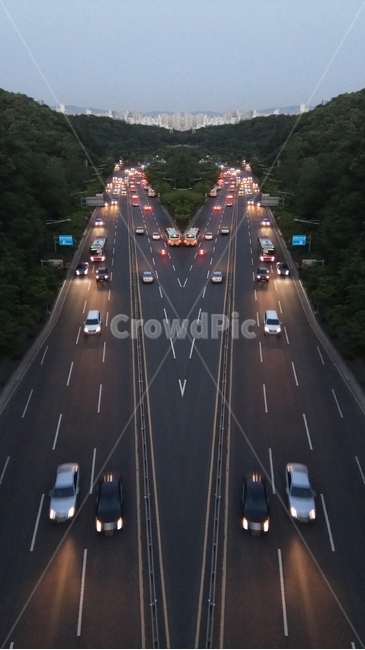 도로,고속도로,항공샷,차도,대칭,road,expressway,highway,street,밤도로,도로풍경,대칭도로,symmetry,aviation,긴도로