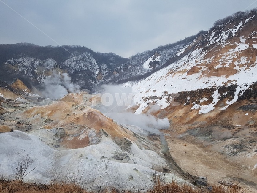 일본,japan,화산,온천,겨울,설경,눈,겨울,계절,winter,season,자연,풍경,nature,landscape,해외,외국,세계,foreign,oversea,world,세계자연풍경,해외자연풍경,외국자연풍경,world nature landscape,outdoors,옥외,mountain,산,mountain range,산맥