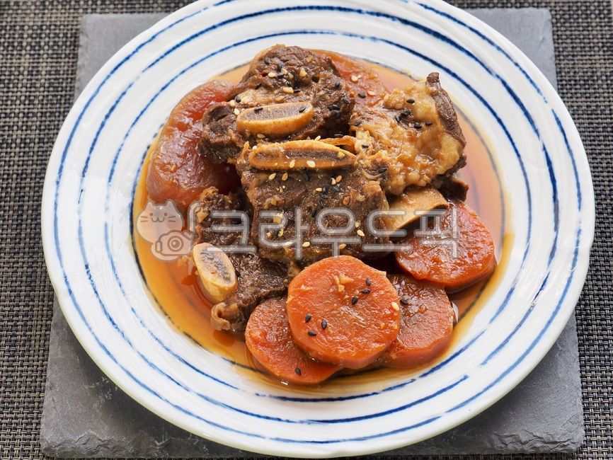 한식,소고기,소갈비,스테이크,소고기스테이크,갈비찜,소갈비찜,음식,한국음식,요리,식사,배경,소스,고기,아시아음식,소고기요리,beef,beefrib,steak,beefsteak,galbijjim,beefribs,food,koreanfood,cooking,meal,background,sauce,meat,asianfood,전통음식,한국전통음식,반찬,traditionalfood,koreantraditionalfood,sidedish,음식,식재료,요리,food,cook,meal,dishes,food reserves