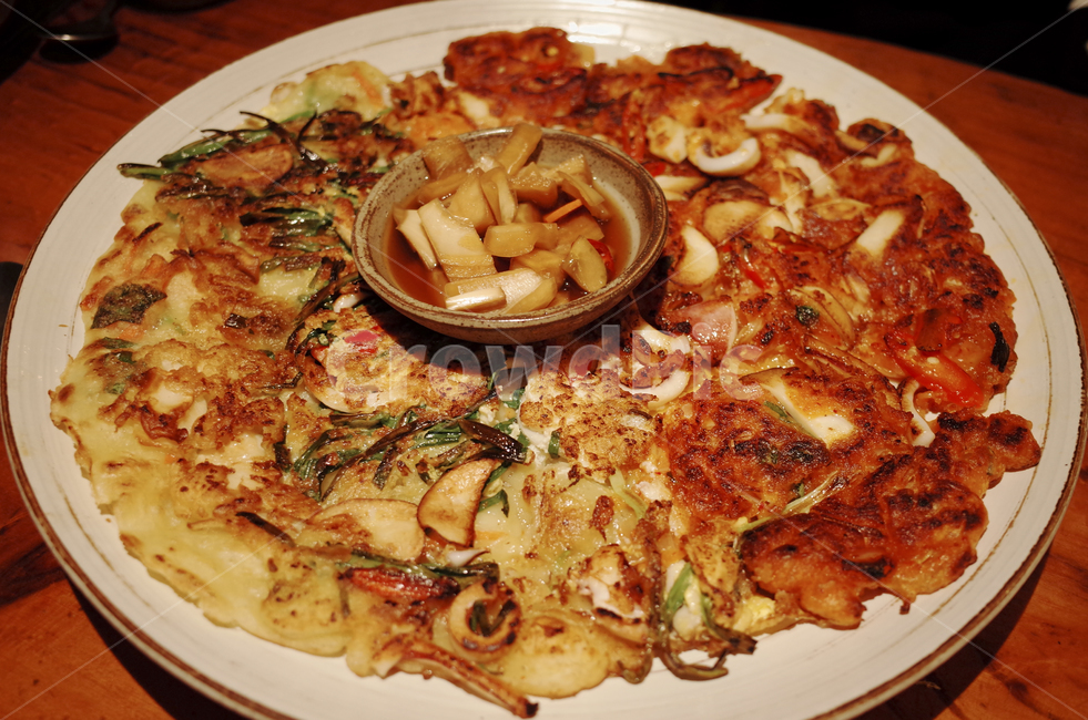음식,식품,요리,food,dish,식사,meal,전,부침개,해물파전,김치전,간장,술안주,안주,막걸리,음식,식재료,요리,food,cook,meal,dishes,food reserves
