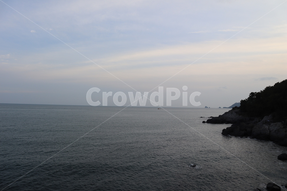 nature,자연,land,나라,outdoors,water,대양,ocean,바다,sea,옥외,물,shoreline,해안선,sunset,노을,배경,background,풍경