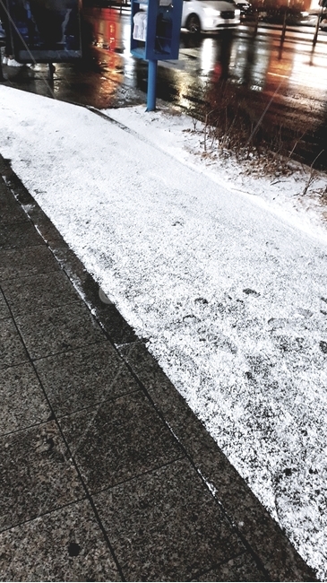 눈,길,눈이쌓인,곧녹을,곧봄