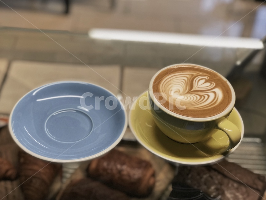 카페라떼,커피,라떼아트,튤립,커피아트,cafelatte,coffee,latteart,tulip,coffeeart,음료수,drink,beverage,커피,카페,coffee,cafe