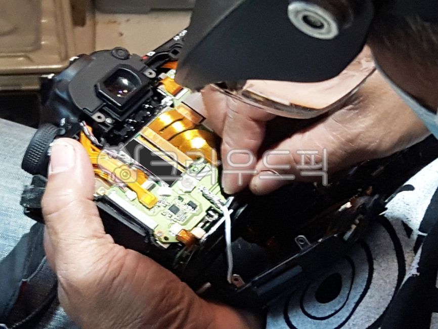 카메라,camera,카메라수리,카메라고장,부품,전자회로,기판,분해,조립,케이스