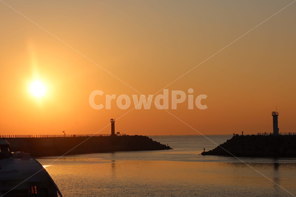 nature,자연,outdoors,옥외,sunset,하늘,redsky,붉은하늘,새벽,sunlight,햇빛,일출,해,자연,풍경,nature,landscape