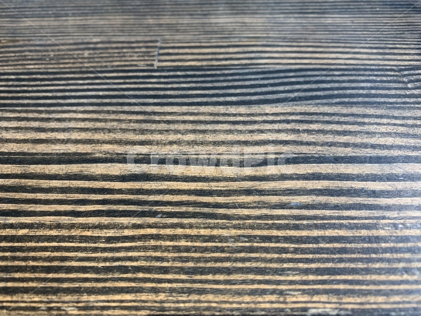 나무,나뭇결,질감,텍스처,패턴,줄무늬,검정,검정색,고동색,황색,황토색