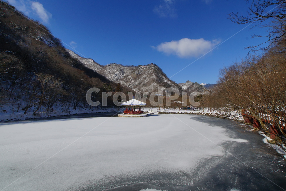 내장산설경,우화정,설경,국립공원,정읍,푸른하늘,겨울,눈,겨울,계절,winter,season,자연,풍경,nature,landscape,한국자연풍경,한국자연경관,korea nature landscape,outdoors,옥외,mountain,산,ice,빙