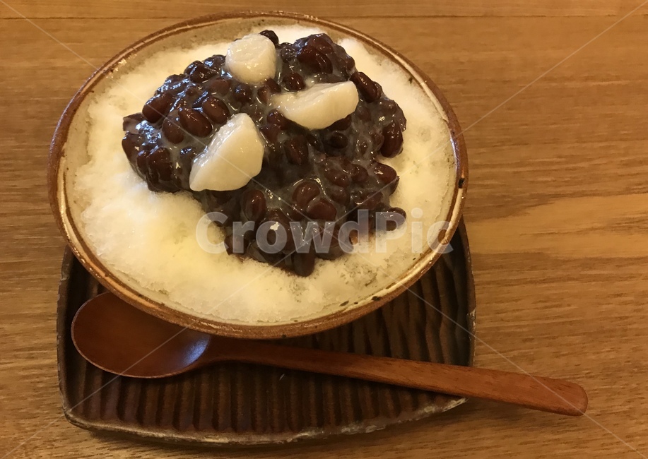 팥빙수,시원하다,얼음,음식,여름,food,cool,summer,ice,여름,계절,summer,season,음식,식재료,요리,food,cook,meal,dishes,food reserves,디저트,간식,후식,dessert,snack