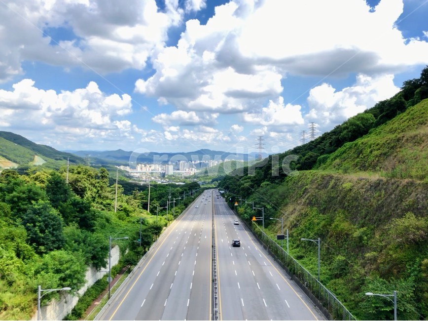 도로,하늘,구름,차,풍경,경치,교통,교통수단,traffic,transportation