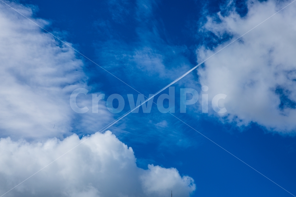 구름,맑은하늘,파란하늘,뭉게구름,흰구름,자연,풍경,nature,landscape,azure sky,푸른 하늘,outdoors,옥외,sky,하늘