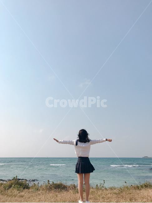 제주도,바다,하늘,여행,감성사진,풍경,인물,감성,색감,휴가,색상,색채,사람,여자,뒷모습,해수욕장,사람,인물,인간,human,person,여성,여자,woman,female,lady