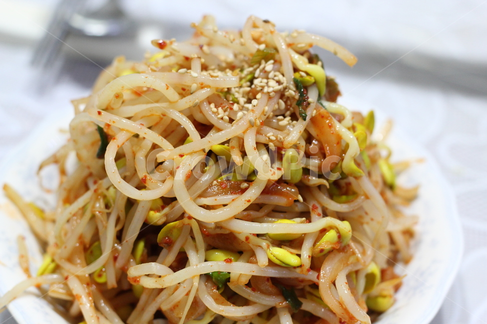 콩나물,콩,나물,반찬,음식,한식,고추가루,식물,food,깨소금,음식,식재료,요리,food,cook,meal,dishes,food reserves