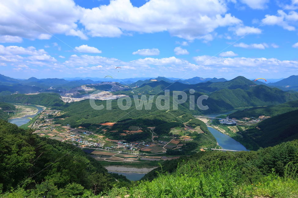 sky,sky view,mountain,mountaim,nature,Danyang,sight,river,landscape,scene