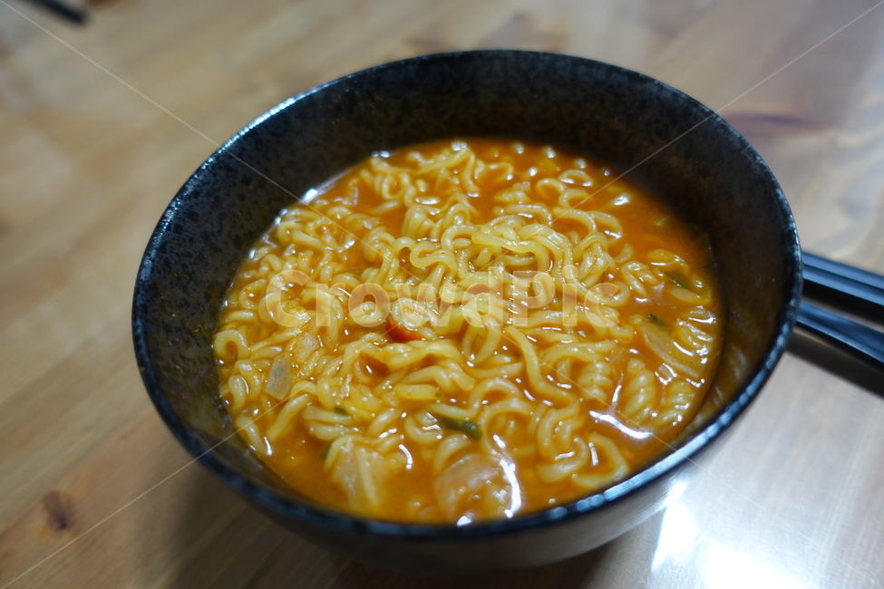 라면,noodle,food,식사,요리,음식,meal,음식,식재료,요리,food,cook,meal,dishes,food reserves,한식,한국음식,한국요리,korean food,korean dishes,korean meal,korean cook