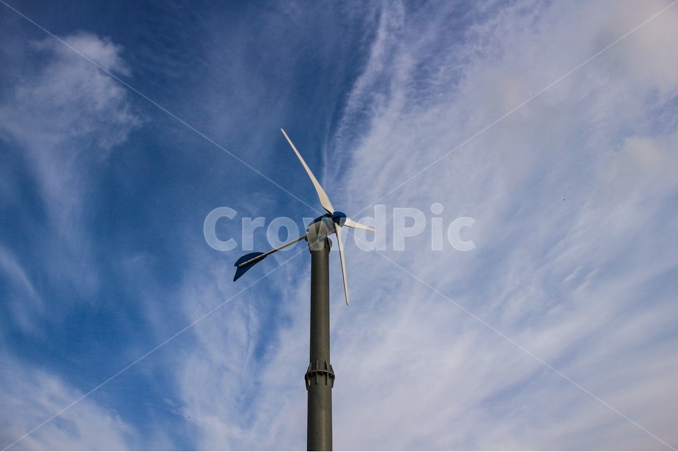 구름,하늘,푸른색,하늘색,바람개비,풍차,에너지산업,energy industry,engine,엔진,motor,모터,machine,기계