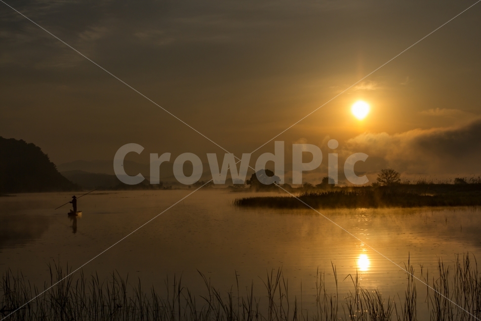일출,안개,풍경,분위기,한국,자연,풍경,nature,landscape,한국자연풍경,한국자연경관,korea nature landscape,사람,인물,인간,human,person,인물실루엣,사람실루엣,character silhouette,human silhouette,flare,플레어,light,빛,outdoors,옥외,sunlight,햇빛