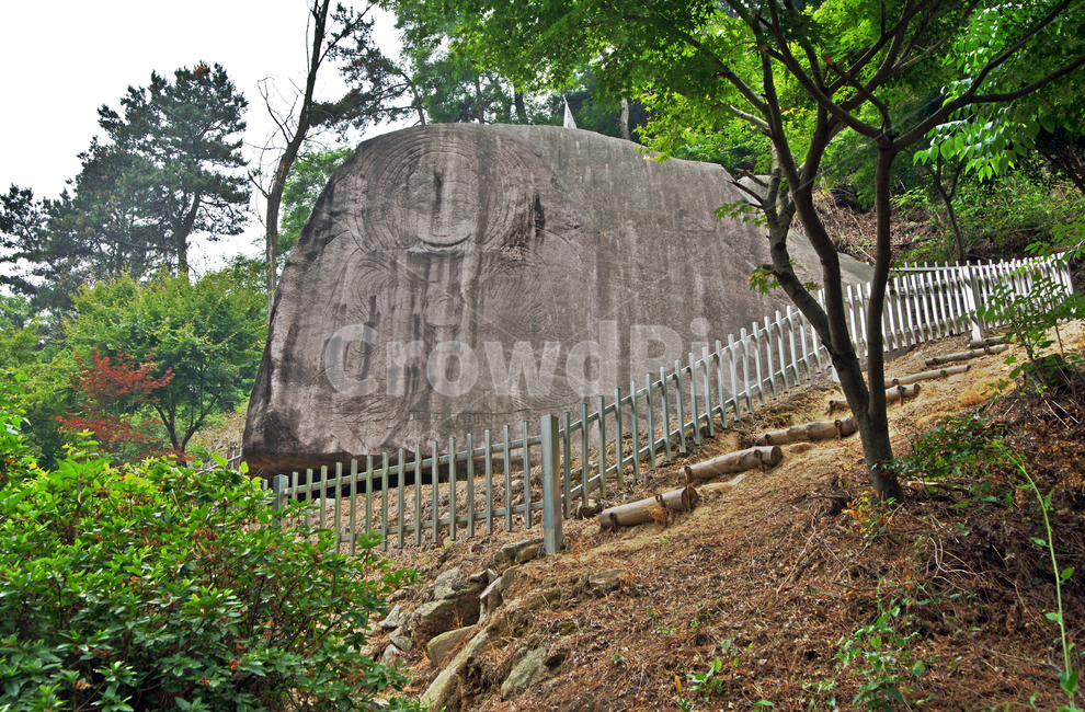 소고리마애여래좌상,고려시대,마애불,마옥상,불상,유형문화재,결가부좌,마애석불좌상,수인,전법륜인,화강암,소고리,이천