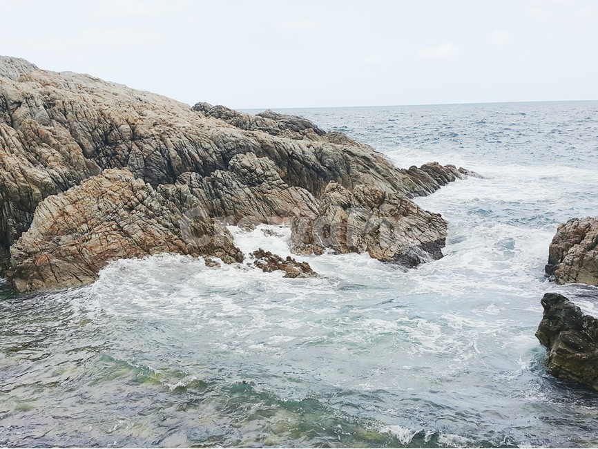 바다,바위,파도,바람,하늘,파란하늘,파란바다,nature,돌,stone,sea,자연,풍경,nature,landscape,promontory,곶,outdoors,옥외,ocean,대양,water,물