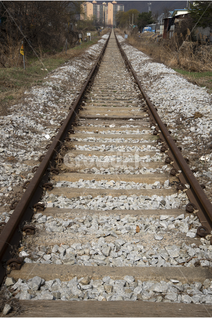기찻길,철로,철길,풍경,railroad,railway,자연,기차,길,직선,교통수단,차분한,평화로운,한적한,조용한,road,도시,풍경,city,landscape,한국도시풍경,한국도시경관,korea cityscape,교통,교통수단,traffic,transportation,rail,레일,철도,train track