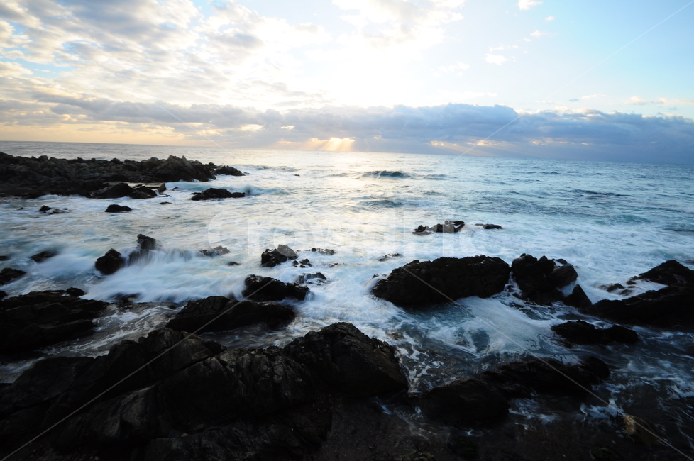 바다,파도,구름,하늘,바위,자연,풍경,nature,landscape,promontory,곶,outdoors,옥외,water,물,sea,ocean,대양