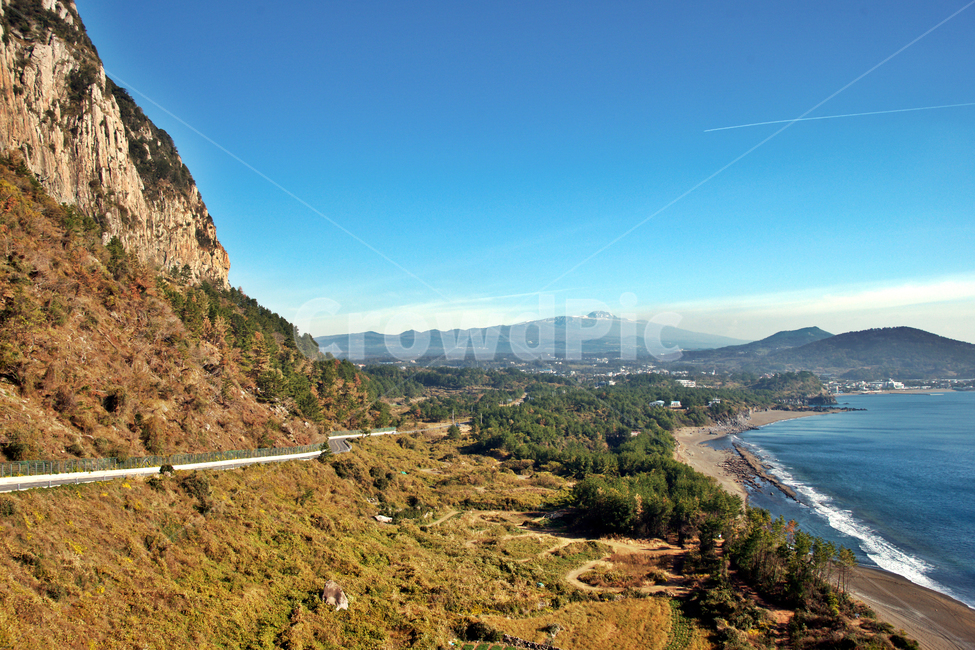 산방산,황우치해변,바다,제주,서귀포시,자연,풍경,nature,landscape,한국자연풍경,한국자연경관,korea nature landscape,outdoors,옥외,promontory,곶,scenery