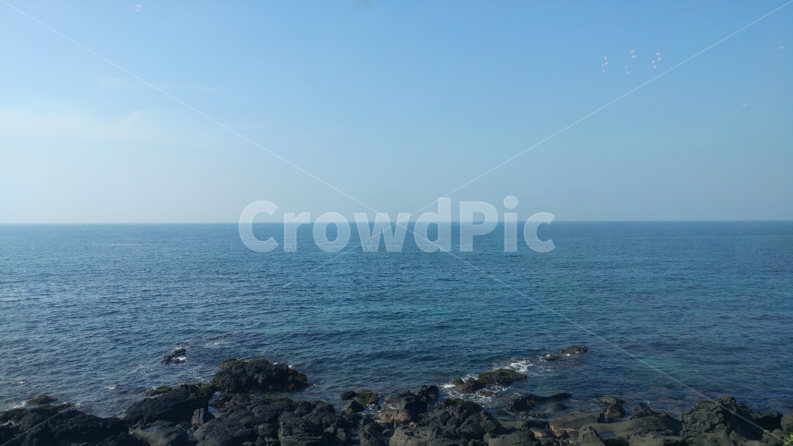 우도,우도바다,제주도,제주바다,제주도바다,파란바다,애메랄드빛바다,파란색,파랑,하늘,자연,풍경,nature,landscape,한국자연풍경,한국자연경관,korea nature landscape,제주도,jeju,jeju island,promontory,곶