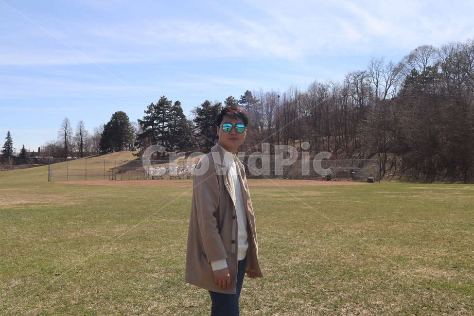 에글링턴파크,공원,캐나다,토론토,에글링턴,봄,카메라,toronto,canada,park,사람,인물,인간,human,person,남성,남자,man,male