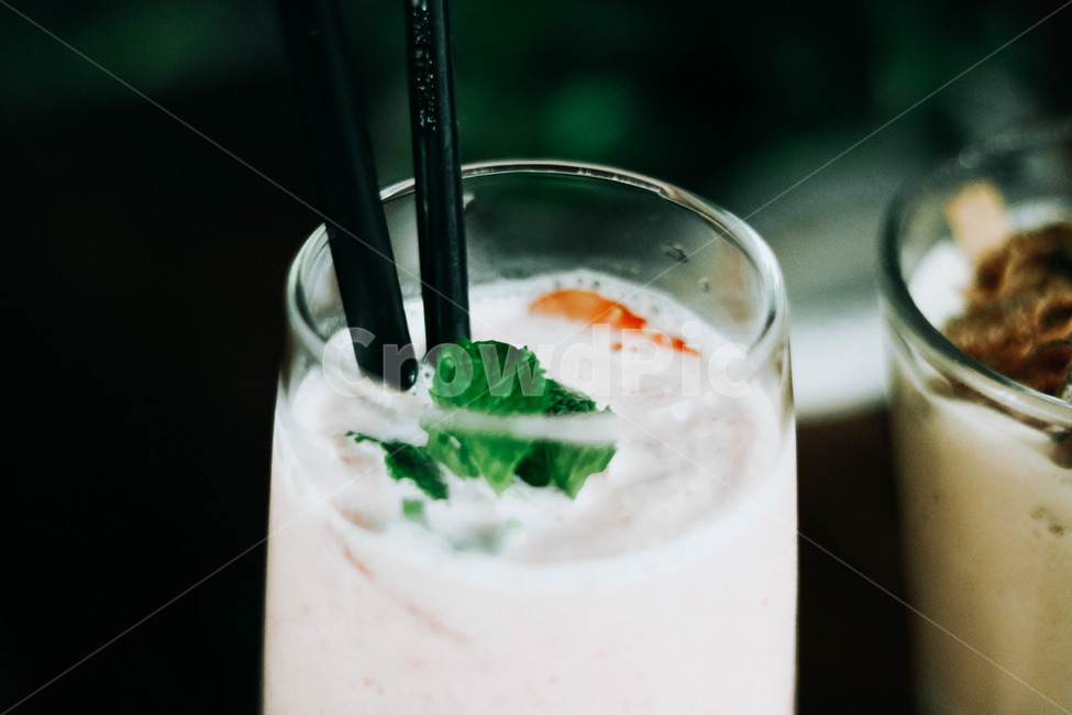 smoothie,우유,beverage,마실것,밀크쉐이크,milkshake,juice,주스,cream,아이스크림,icecream,food,음식,dessert,디저트,크림,creme
