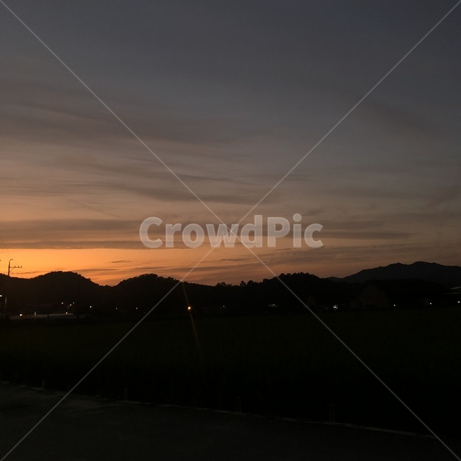 nature,자연,outdoors,옥외,dusk,하늘,황혼,sunset,일몰,redsky,붉은하늘,dawn,풍경,밤,새벽