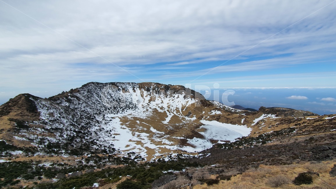 경사,nature,자연,outdoors,산,mountain,옥외,산맥,고원,mountainrange,한라산,백록담,자연,풍경,nature,landscape,한국자연풍경,한국자연경관,korea nature landscape