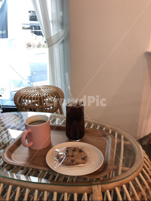 카페,아이스아메리카노,초코쿠기,아메리카노,cafe,iceamericano,americano,chococookie,cup,컵,coffeecup,커피컵