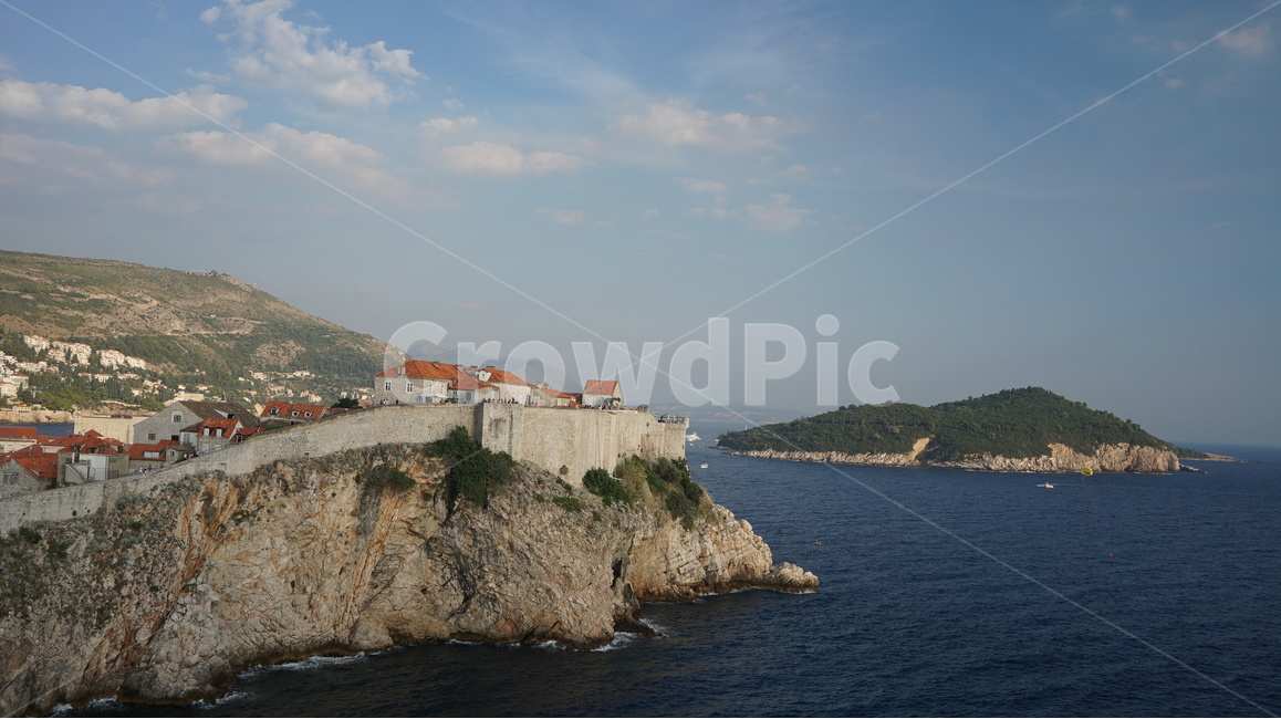 두브로브니크,크로아티아,유럽,동유럽,도시,전경,풍경,바다,dubrovnik,europe,croatia,landscape,world,city,foreign,foreign,도시,풍경,city,landscape,해외,외국,세계,foreign,oversea,world,세계도시풍경,해외도시풍경,외국도시풍경,world cityscape,promontory,곶,cliff,낭떠러지,outdoors,옥외,nature,자연