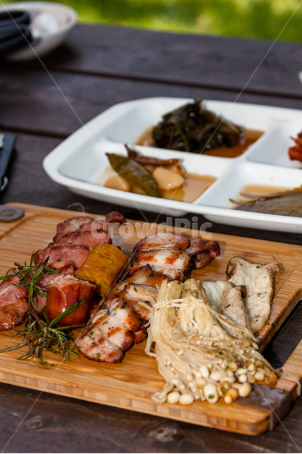 파티,바베큐,캠핑,바베큐파티,고기,공식만찬,음식,식재료,요리,food,cook,meal,dishes,food reserves,육류,고기,meat