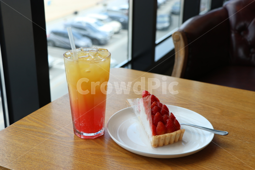 카페,딸기타르트,자몽주스,감성,디저트,음식,식재료,요리,food,cook,meal,dishes,food reserves,빵,bread,디저트,간식,후식,dessert,snack