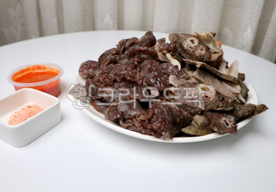 Pork liver,Pork dishes,market food,snack shop,Korean,pork,food,Pig lung,handmade sundae,street food,Market Sundae,snack food,cooking,sundae,snack bar