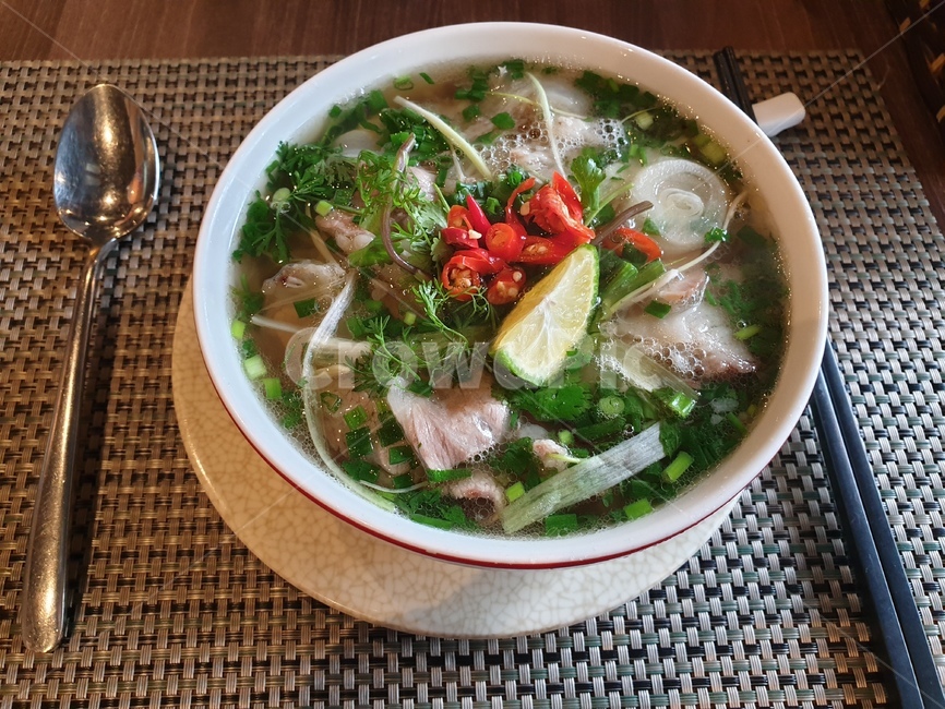 bowl,food,쌀국수,needle,dish,요리,meal,ラメン,베트남,vietnam,베트남쌀국수,vietnamfood,음식,식재료,요리,food,cook,meal,dishes,food reserves